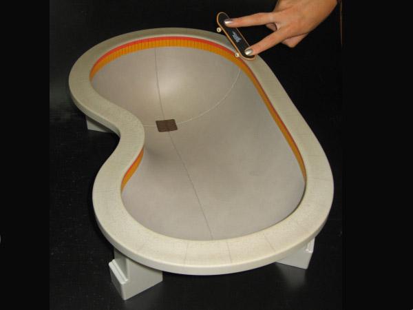 Tech Deck Del Mar Pool Out of the Box