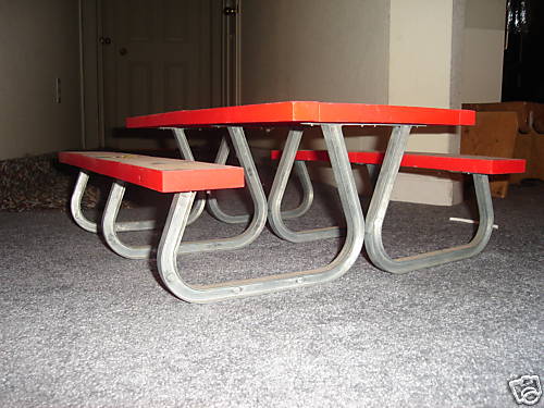 Tech Deck Picnic Table