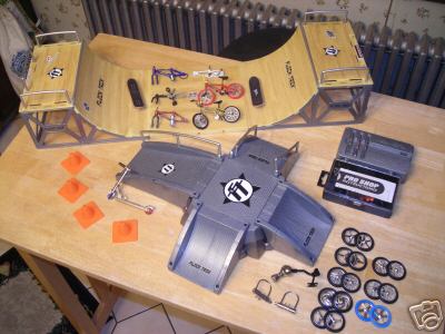 Tech Deck Lots - Ramps and Half Pipes